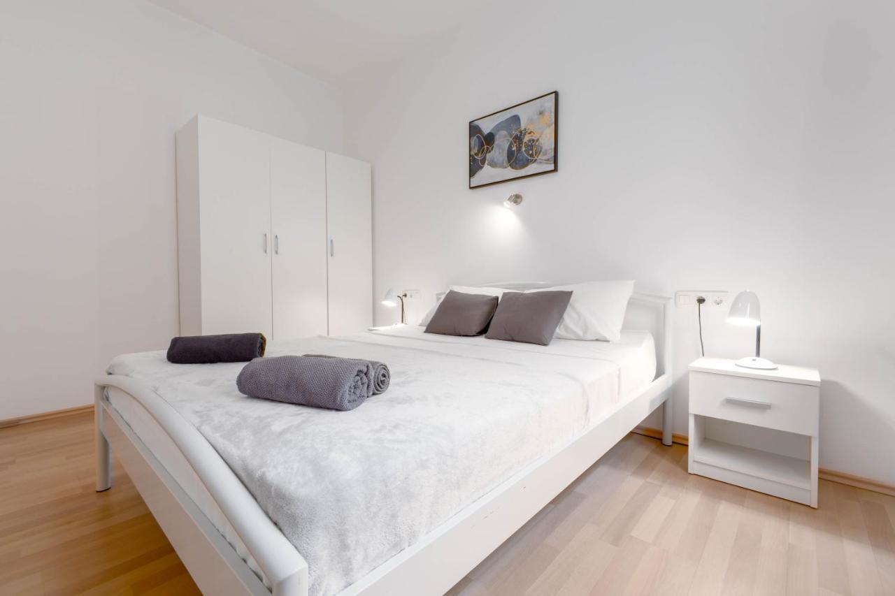 Apartment Bora Pula