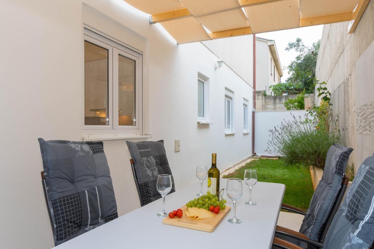Bora Apartment Pula